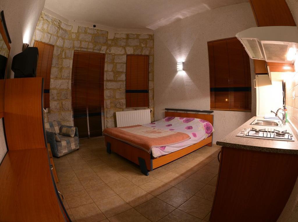 Bauhaus Motel Bcharre Luaran gambar