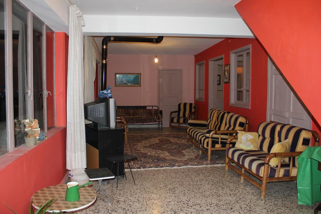 Bauhaus Motel Bcharre Luaran gambar